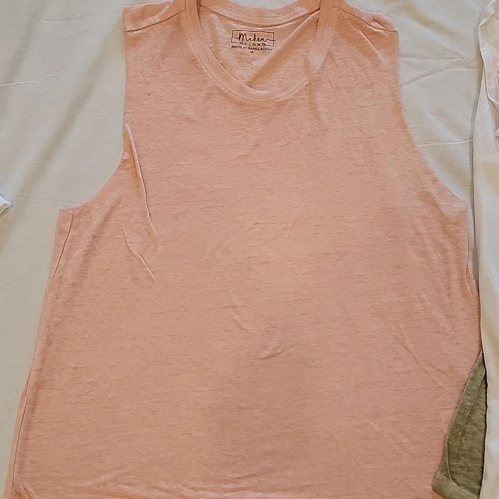 Bundle Rebellious One Tshirts Tank Tops Casual Collection Size Medium - Picture 3 of 9